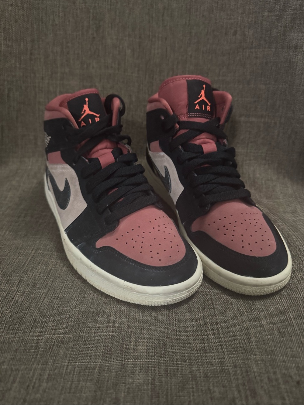 Women's Nike Air Jordan 1 Mid in Canyon Rust US 5.5